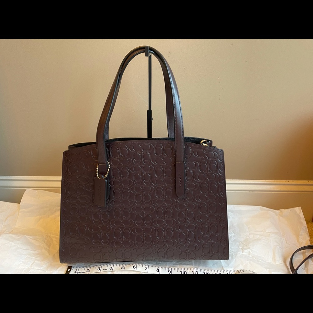 Coach Bag. Charlie Carryall In Signature Leather